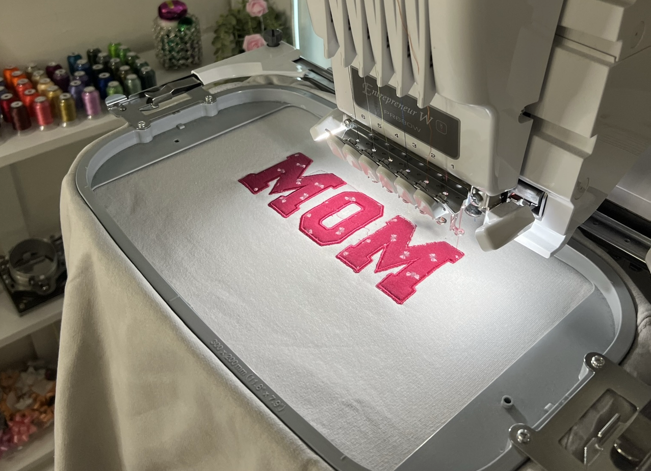 Hímzések saját kisruhából